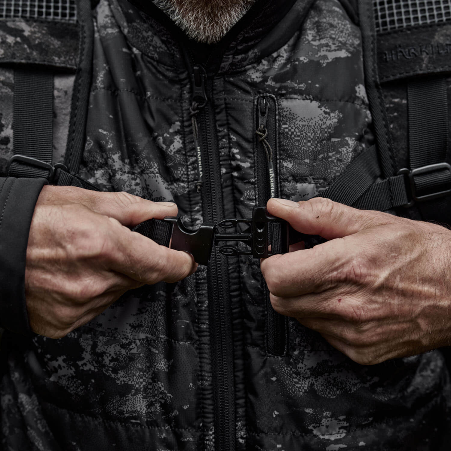 Härkila 12-Liter-Rucksack Noctyx (AXIS MSP Black)